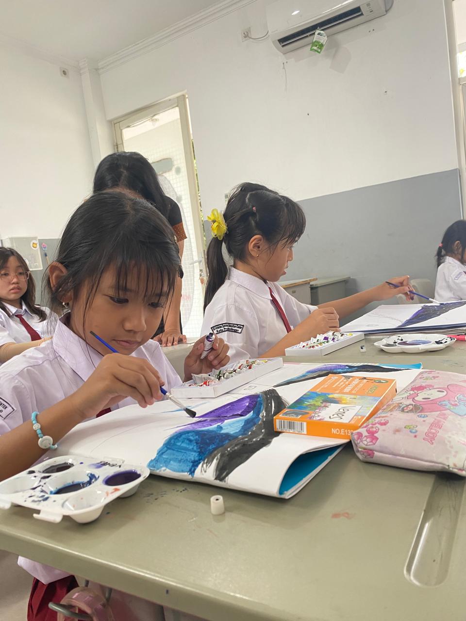 Menggambar